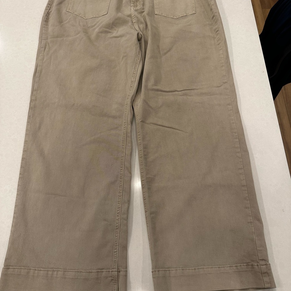 Elegant Tan Wide Leg Jeans